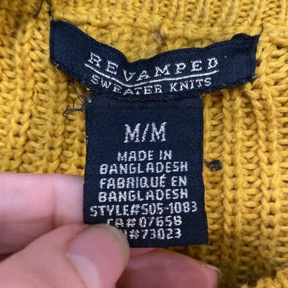 Revamped Yellow Sweater Knit size medium - Picture 15 of 15
